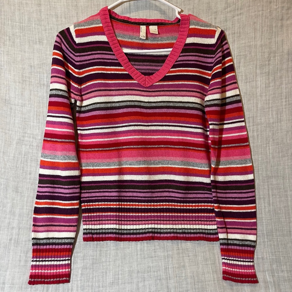 Old Navy Girls Y2K horizontal Striped Multi-colored Sweater. V neck Size XL